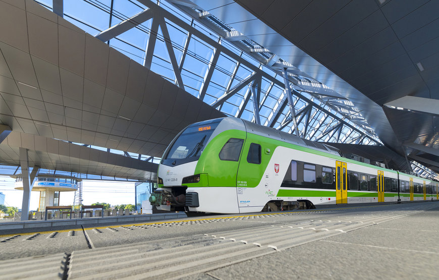 Koleje Mazowieckie and Stadler sign another framework agreement for the supply of 50 FLIRT trains